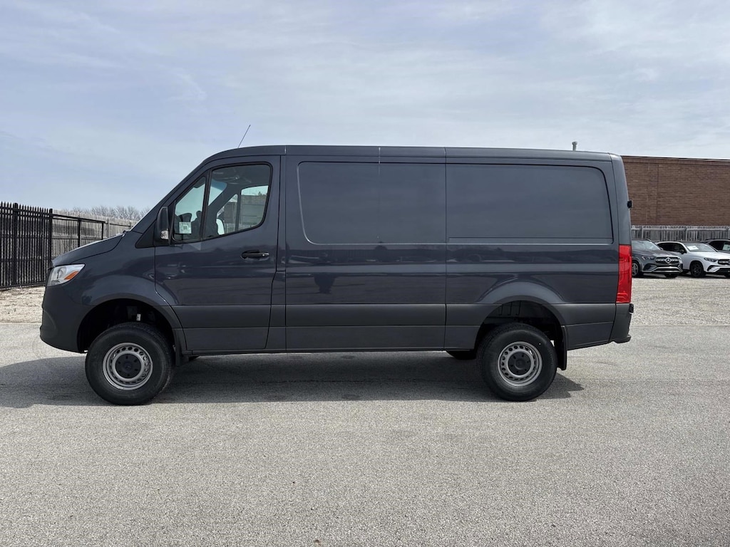 New 2026 Mercedes-Benz Sprinter 2500 Standard Roof 4-Cyl Diesel HO Van Cargo Van
