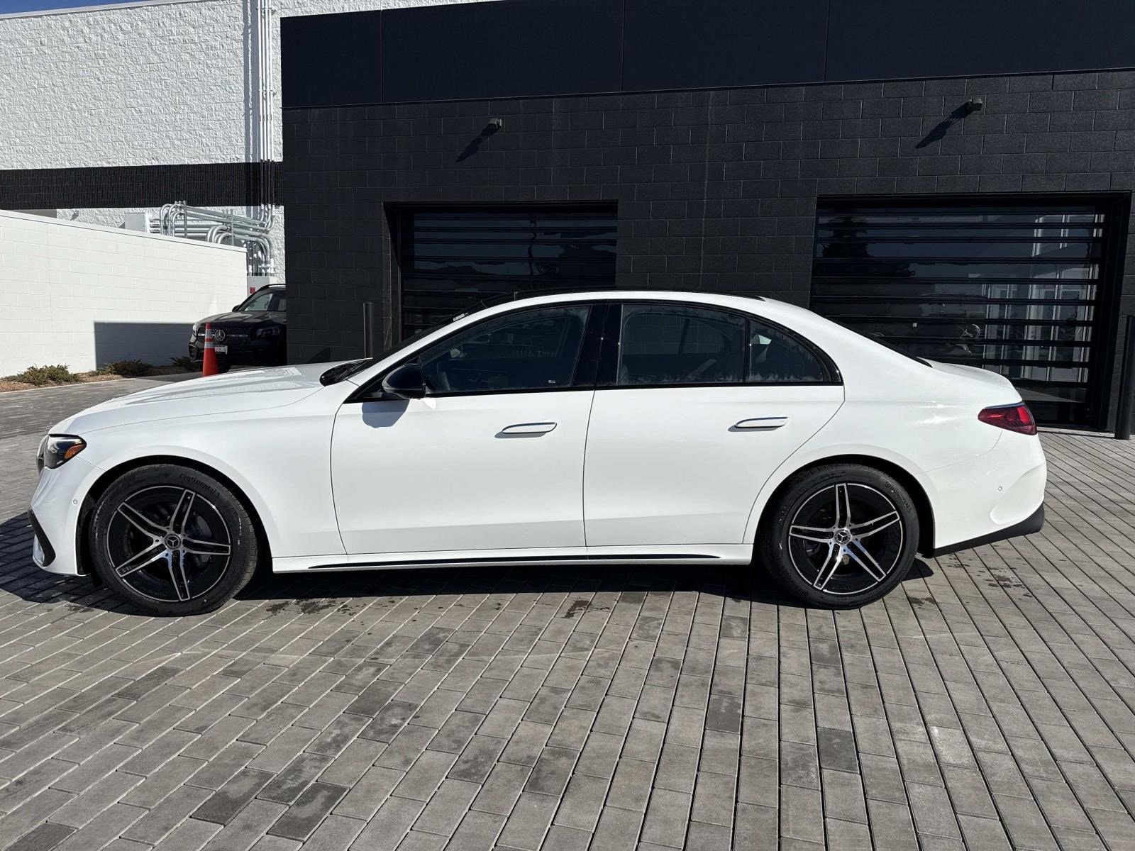 2026 MERCEDES-BENZ E-CLASS - Image 2