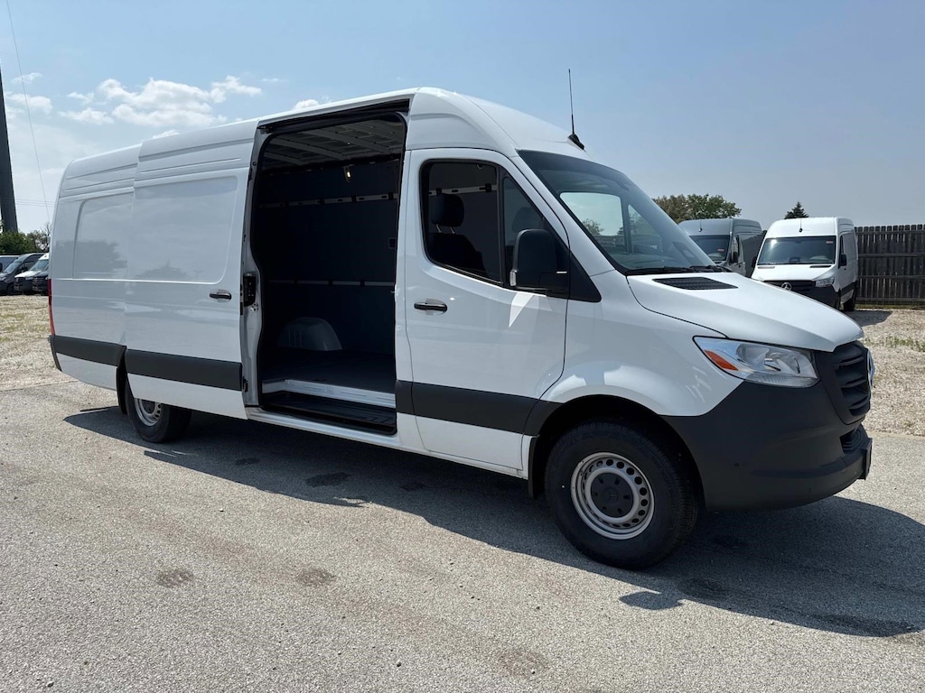 New 2025 Mercedes-Benz Sprinter 2500 High Roof 4-Cyl Diesel Van Extended Cargo Van