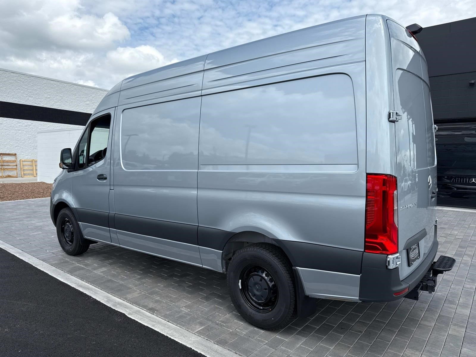 2025 MERCEDES-BENZ SPRINTER - Image 17