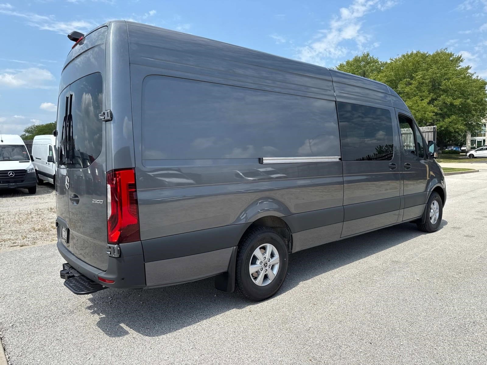 2025 MERCEDES-BENZ SPRINTER - Image 9