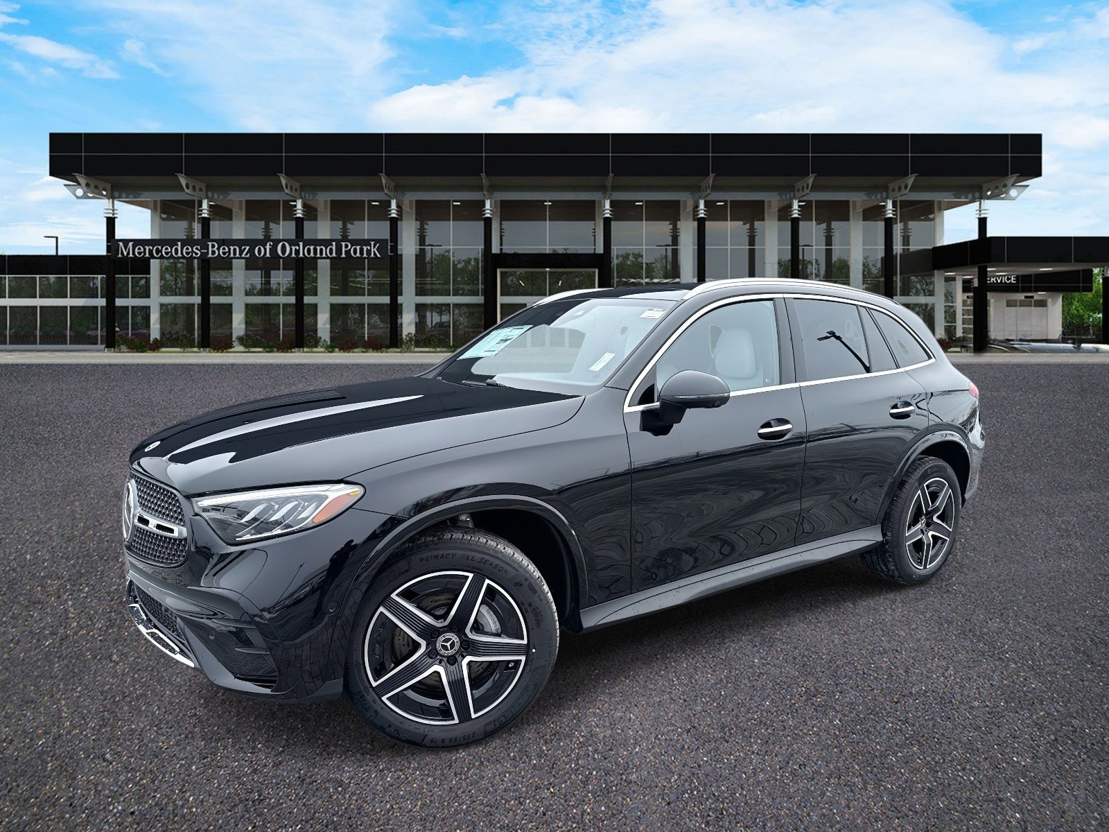 2026 Mercedes-Benz GLC Base's photo