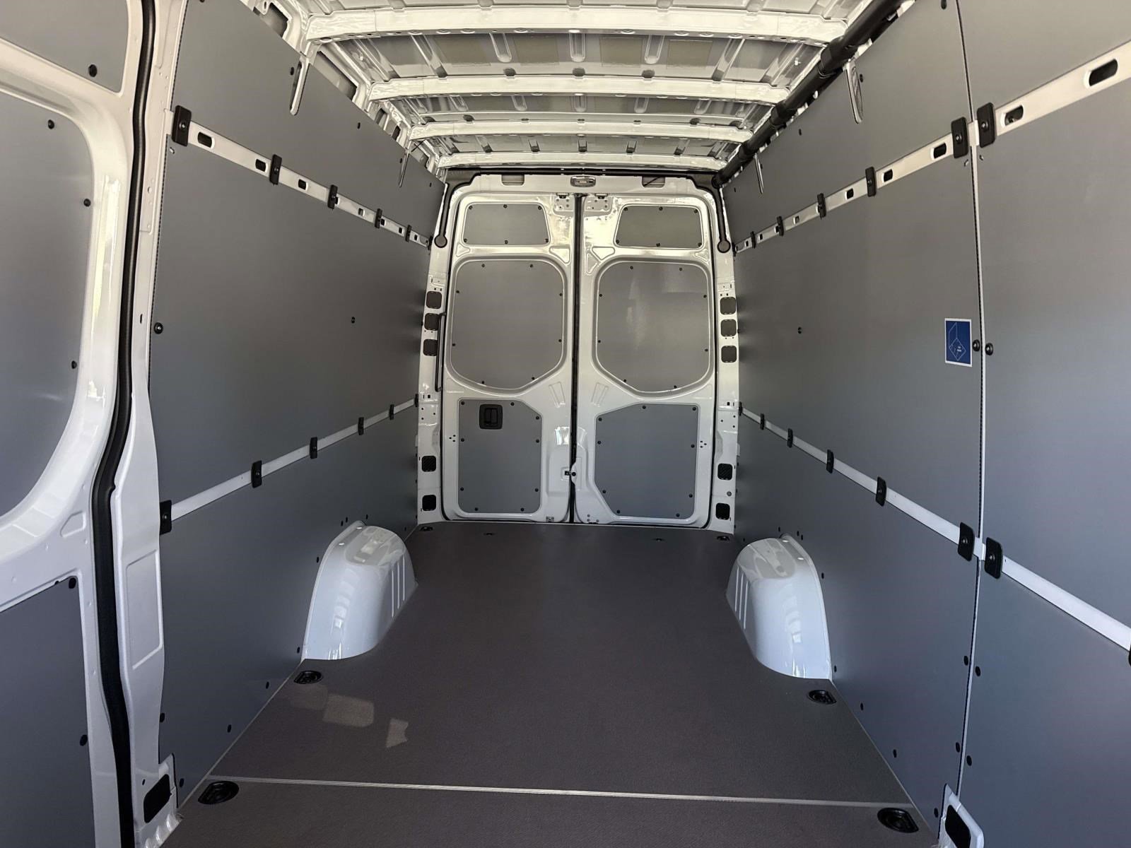 2026 MERCEDES-BENZ SPRINTER - Image 24