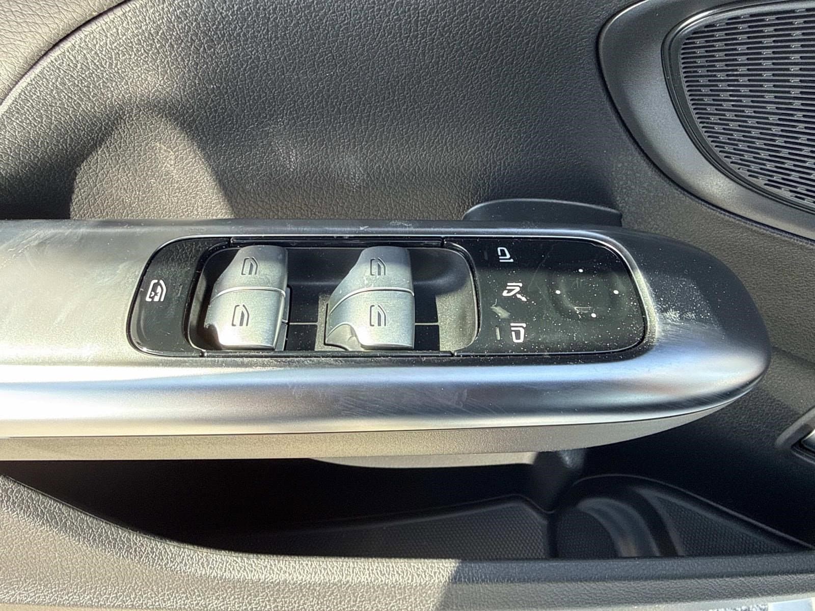 2026 MERCEDES-BENZ C-CLASS - Image 26