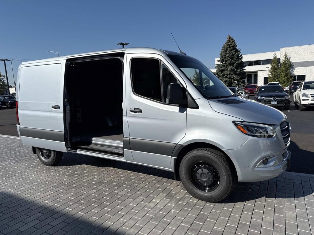 New 2025 Mercedes-Benz Sprinter 2500 Standard Roof 4-Cyl Diesel HO Van Cargo Van