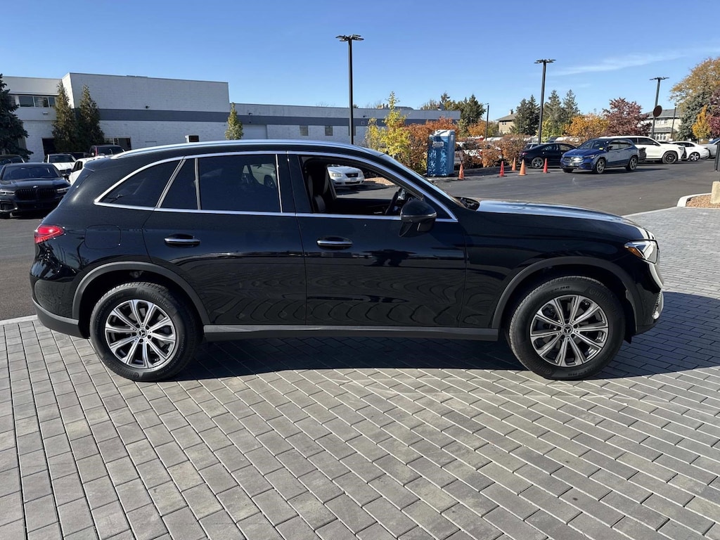 New 2025 Mercedes-Benz GLC 4MATIC SUV