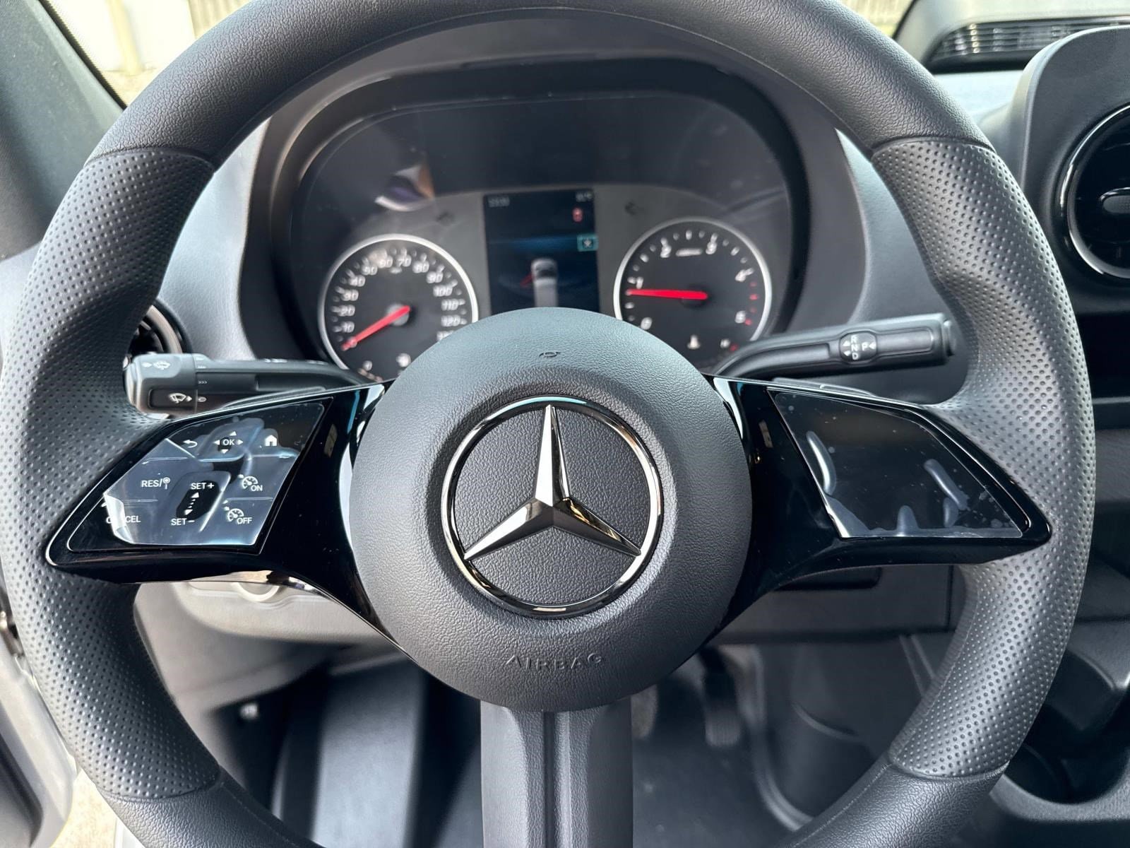 2025 MERCEDES-BENZ SPRINTER - Image 28