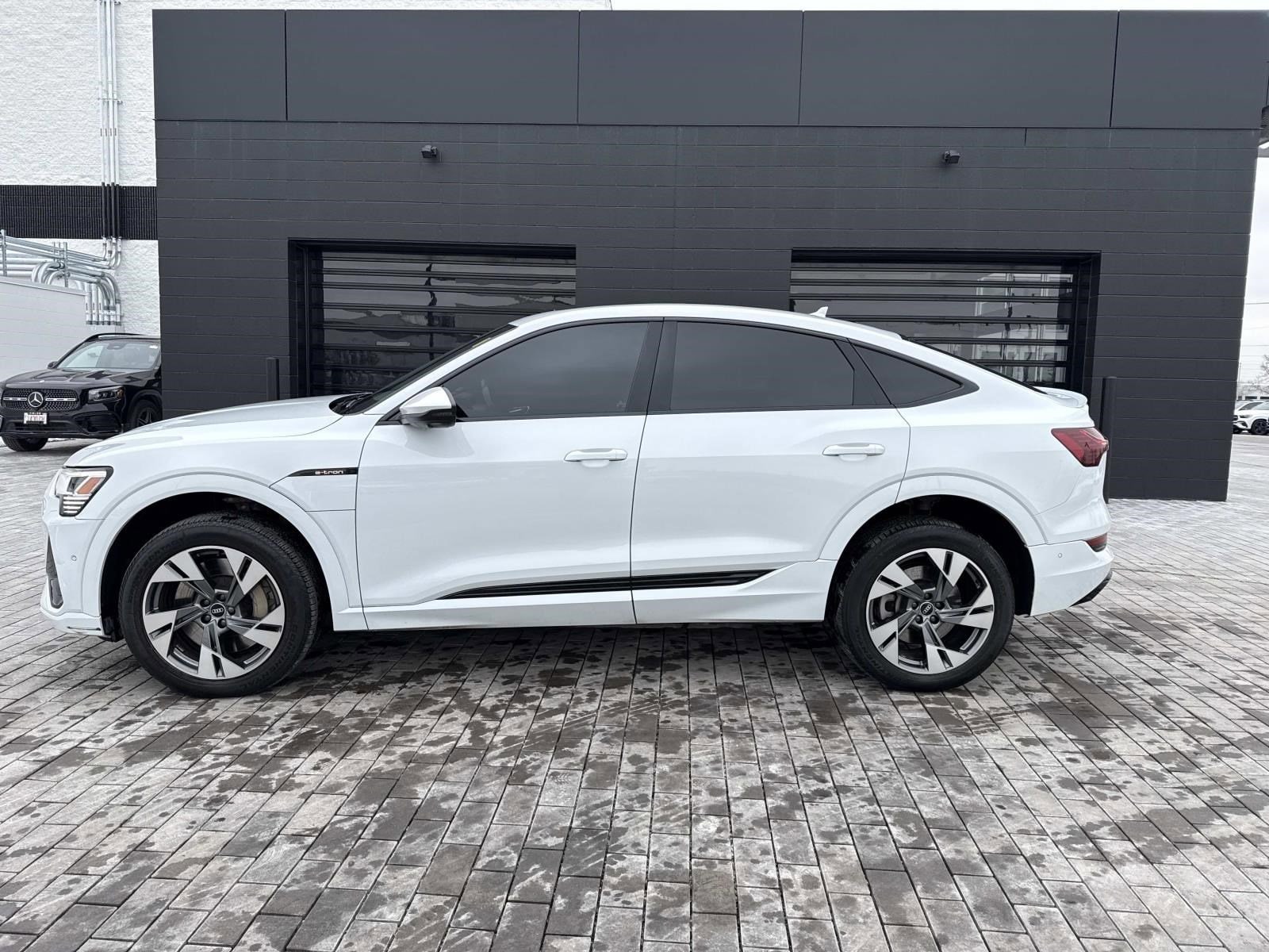 Used 2022 Audi e-tron Sportback Premium with VIN WA11ABGE5NB006896 for sale in Orland Park, IL