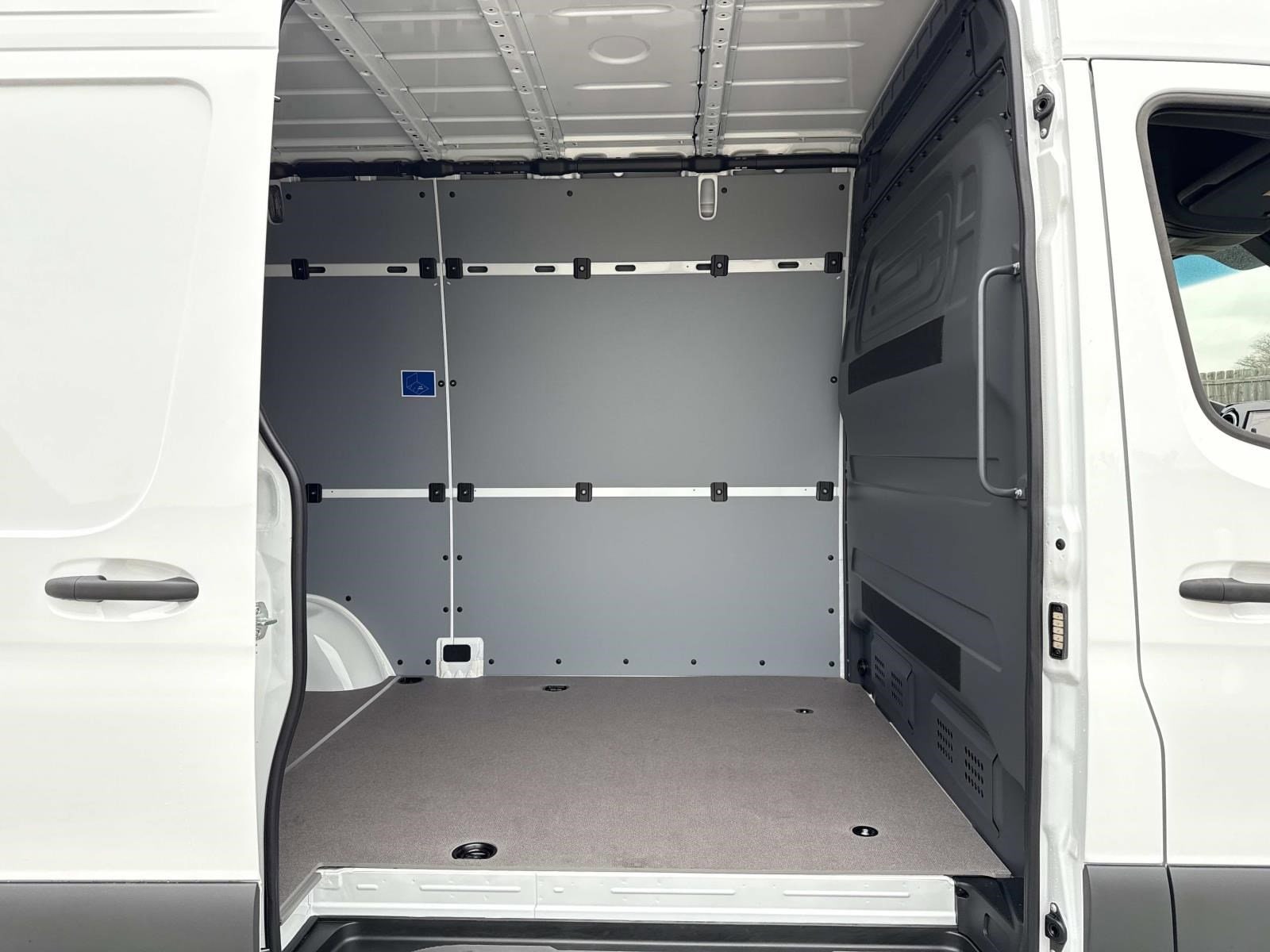 2026 MERCEDES-BENZ SPRINTER - Image 8