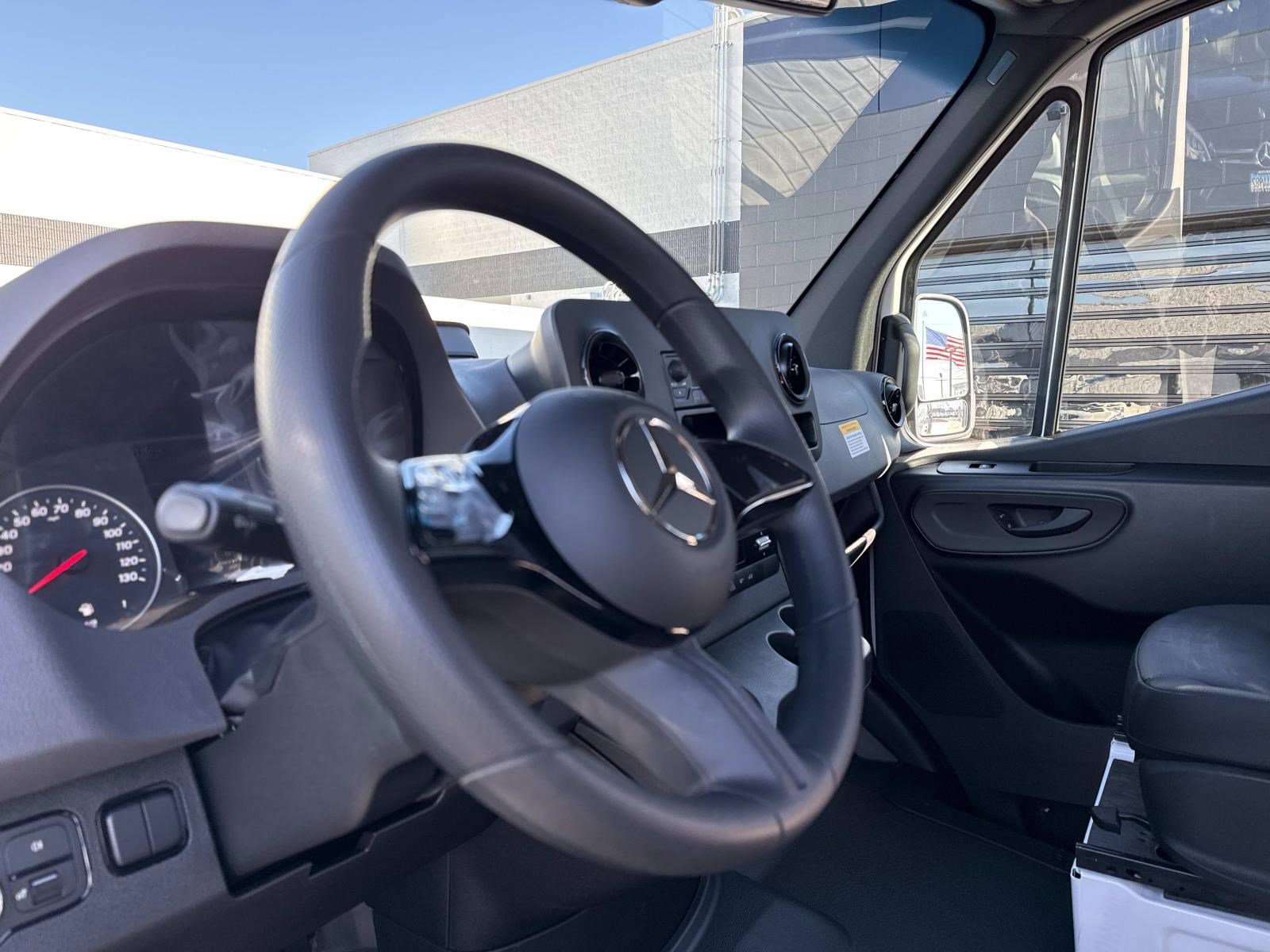 2025 MERCEDES-BENZ SPRINTER - Image 23