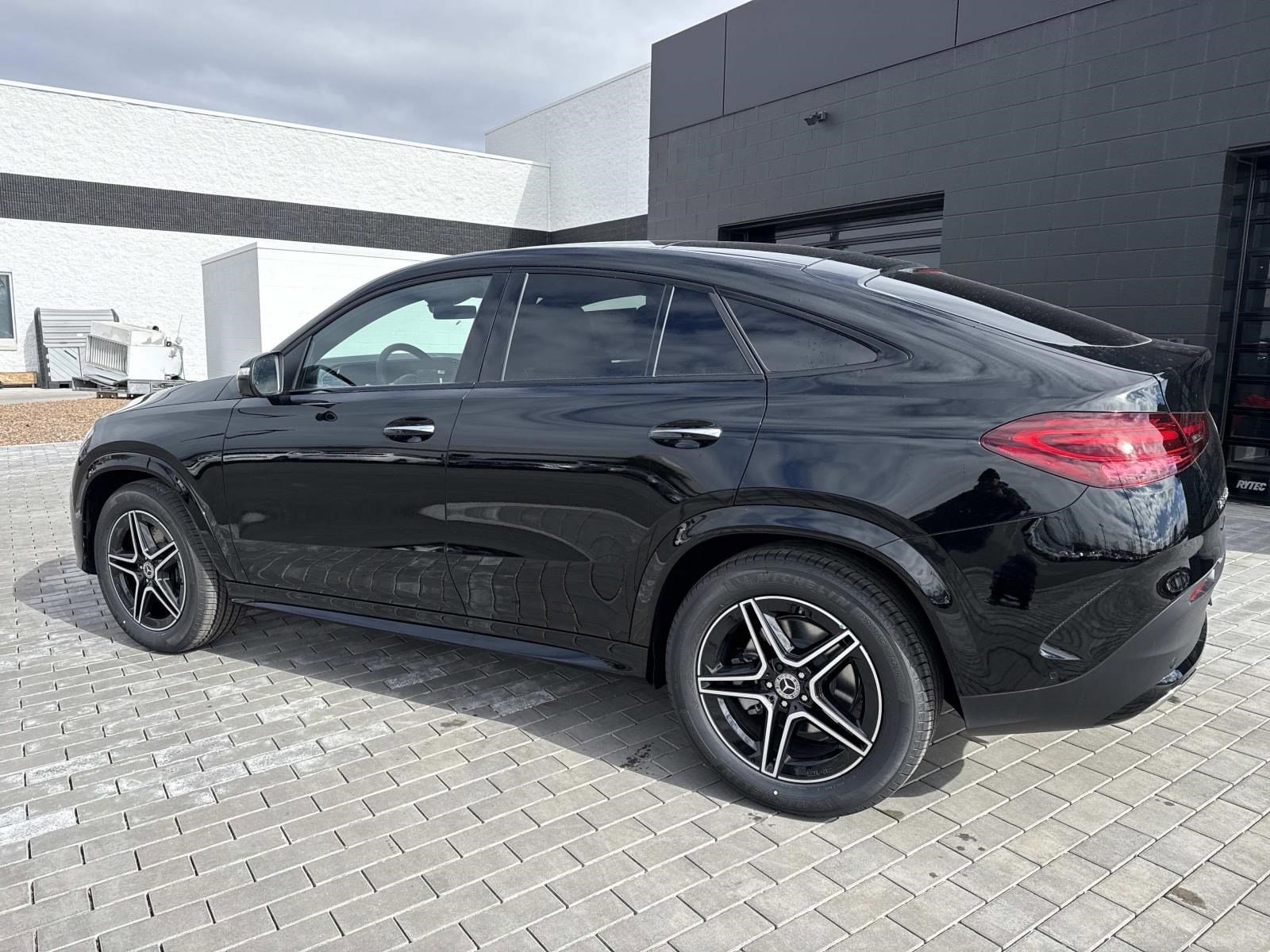 2026 MERCEDES-BENZ GLE-CLASS - Image 12