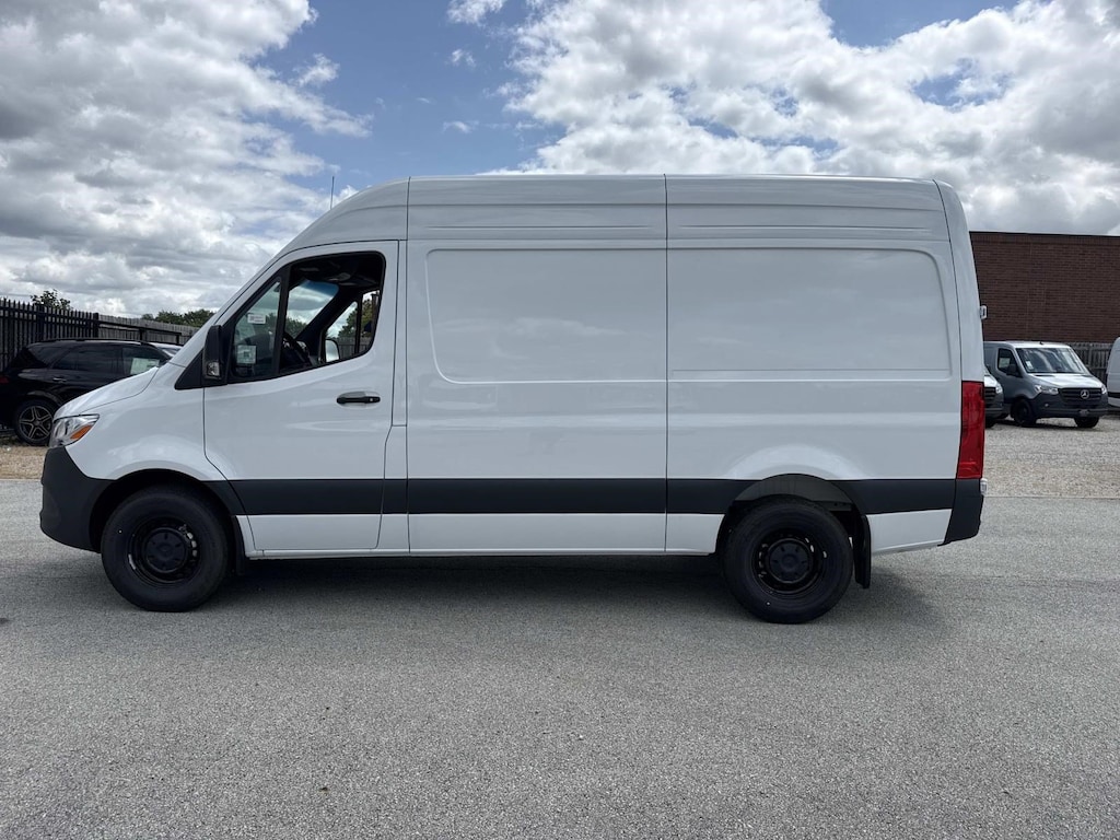 New 2026 Mercedes-Benz Sprinter 2500 Standard Roof 4-Cyl Diesel Van Cargo Van