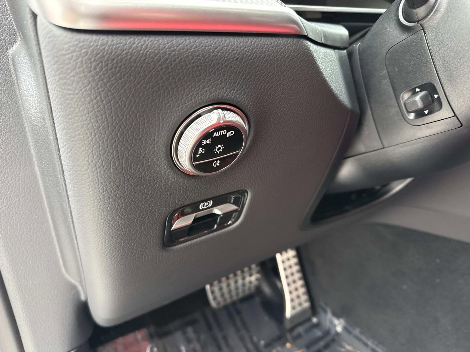 2026 MERCEDES-BENZ GLC-CLASS - Image 32