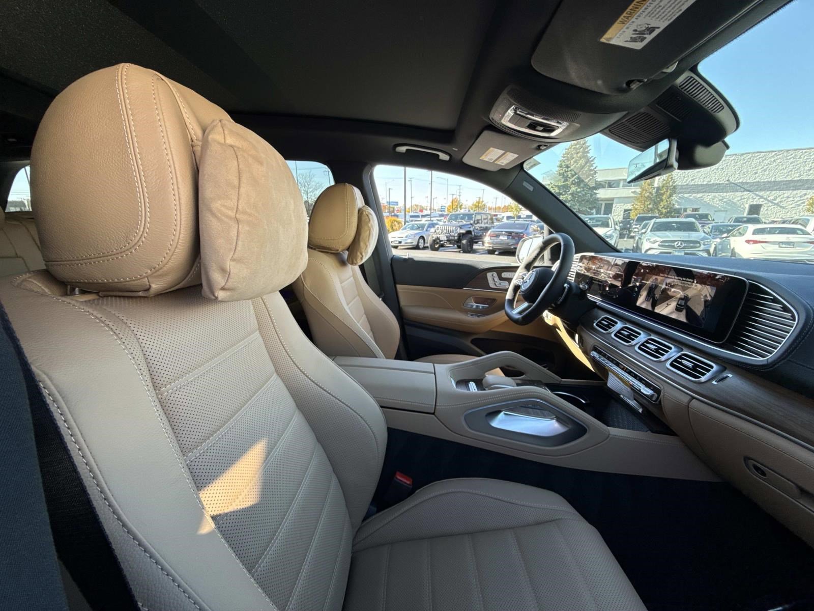 2026 MERCEDES-BENZ GLS-CLASS - Image 4