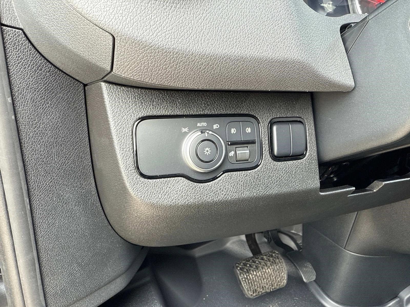 2025 MERCEDES-BENZ SPRINTER - Image 19