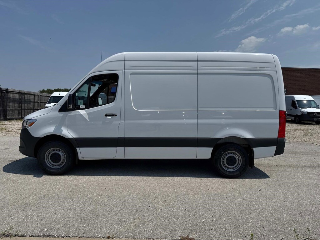 New 2025 Mercedes-Benz Sprinter 2500 Standard Roof 4-Cyl Diesel Van Cargo Van