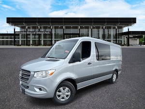 2026 Mercedes-Benz Sprinter 2500 Standard Roof 4-Cyl Diesel HO Van Crew Van