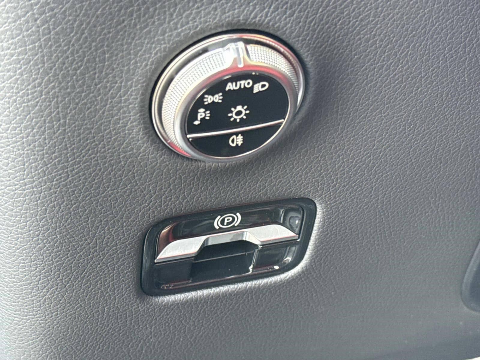 2026 MERCEDES-BENZ GLC-CLASS - Image 30