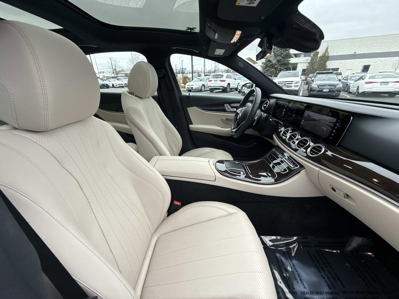 2021 Mercedes Benz E 450 4MATIC photo 4