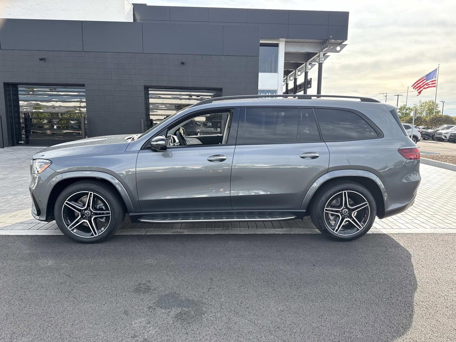 2026 MERCEDES-BENZ GLS-CLASS - Image 9