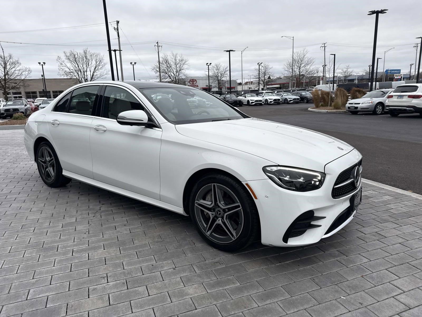 2021 Mercedes Benz E 450 4MATIC photo 3