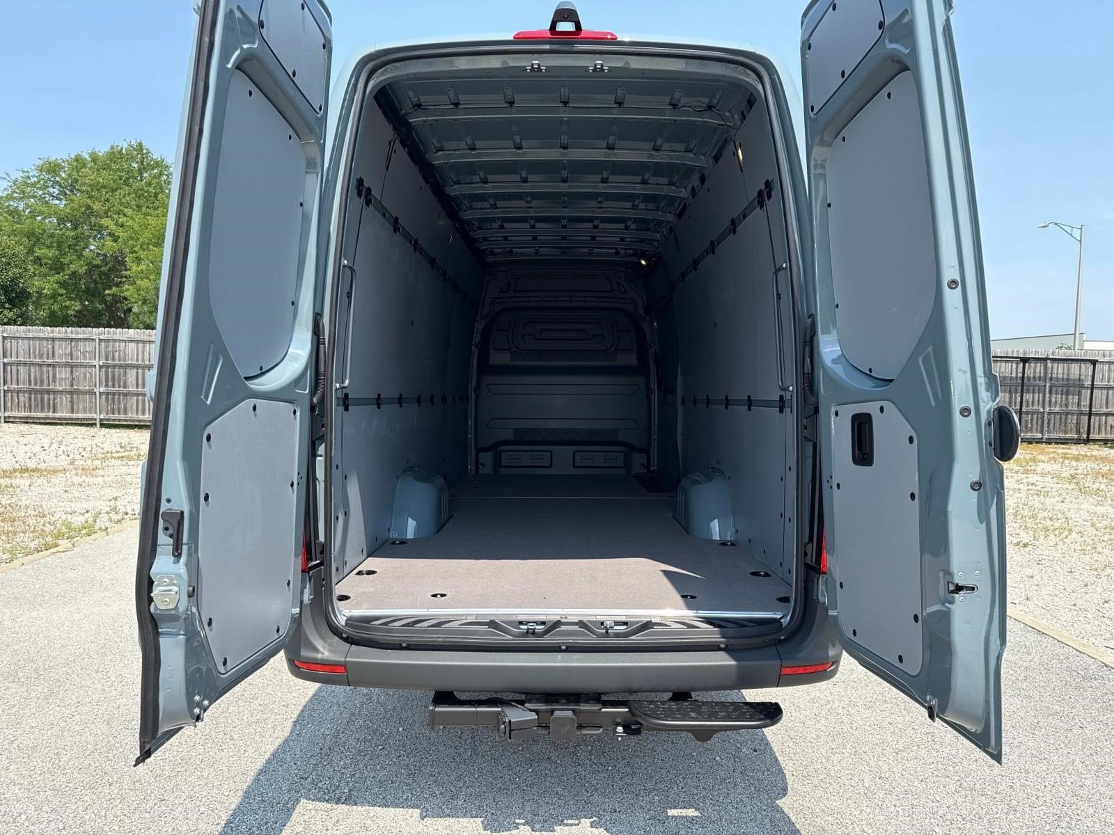 2025 MERCEDES-BENZ SPRINTER - Image 13