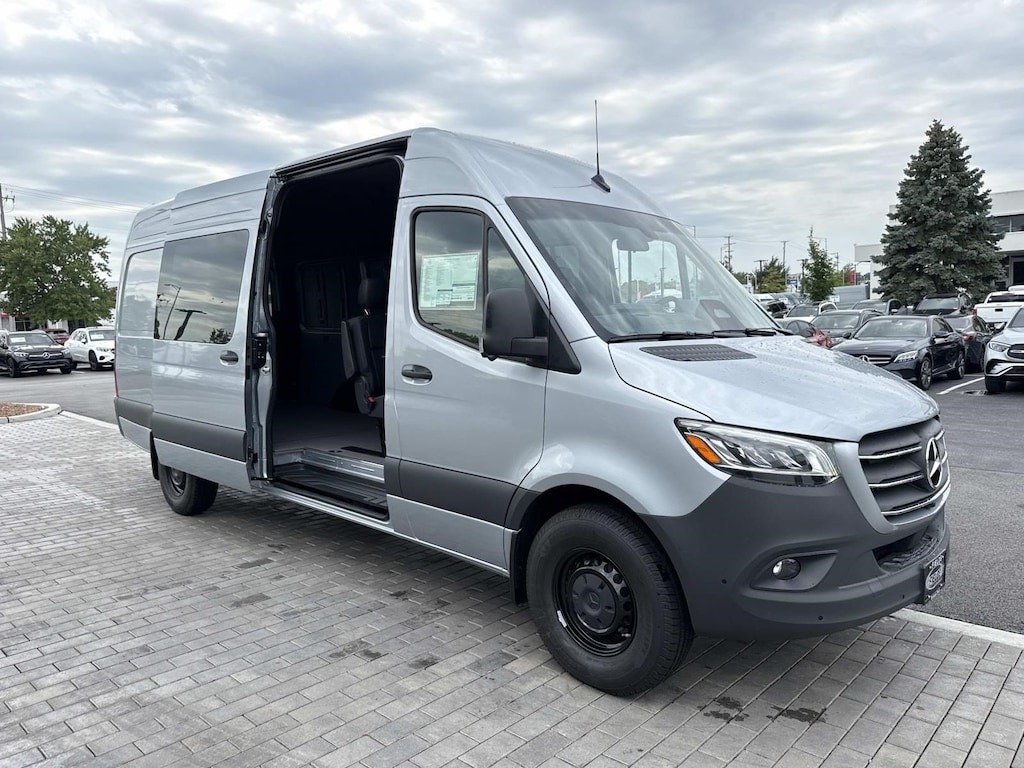 New 2026 Mercedes-Benz Sprinter 2500 High Roof 4-Cyl Diesel HO Van Crew Van