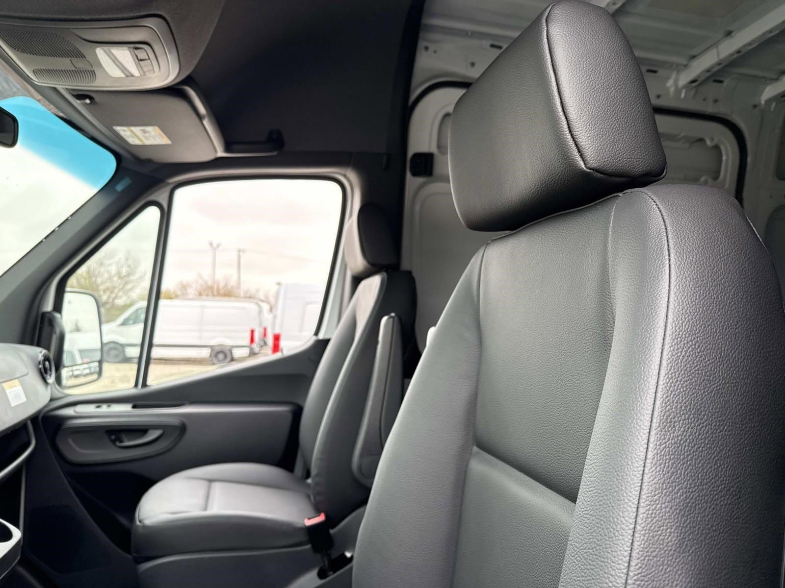 2025 MERCEDES-BENZ SPRINTER - Image 20