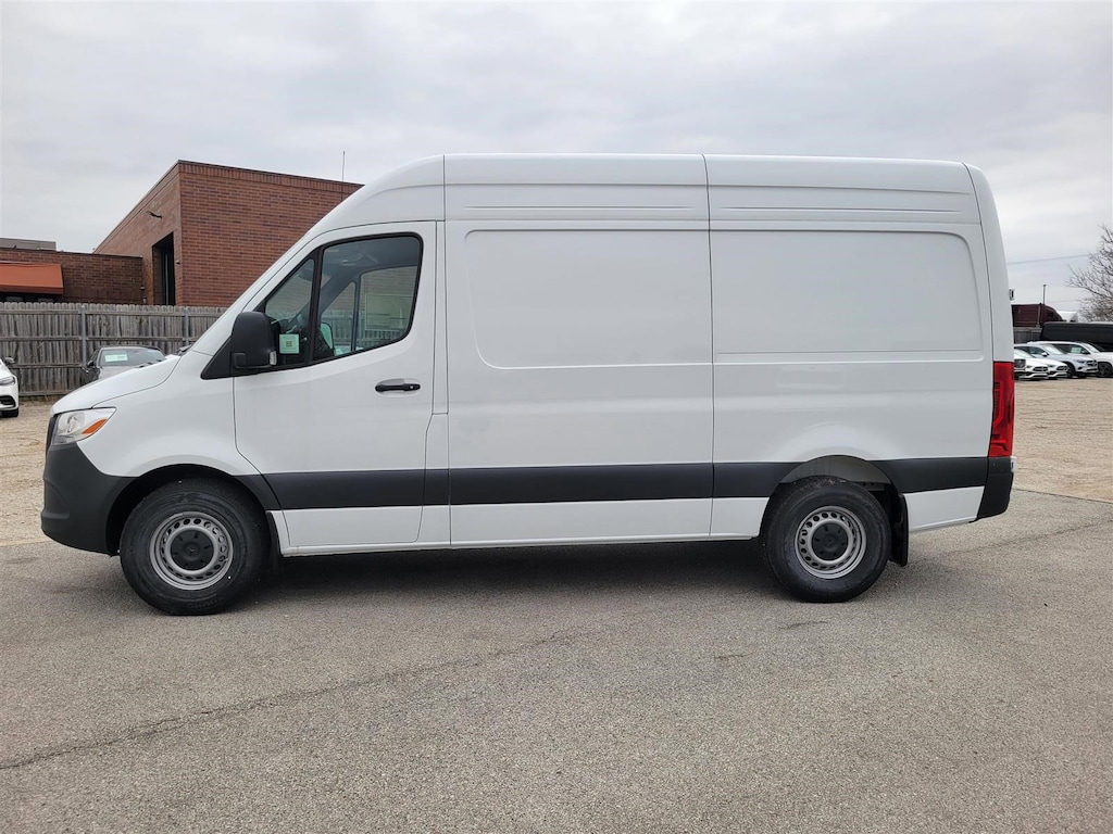 New 2025 Mercedes-Benz Sprinter 2500 Standard Roof 4-Cyl Diesel Van Cargo Van