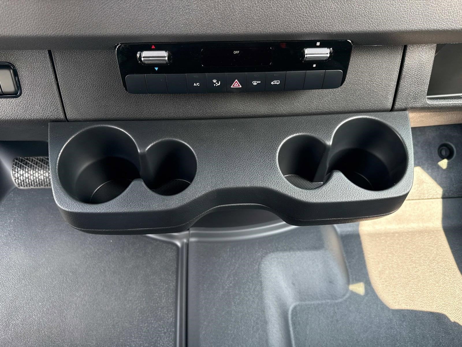 2025 MERCEDES-BENZ SPRINTER - Image 27