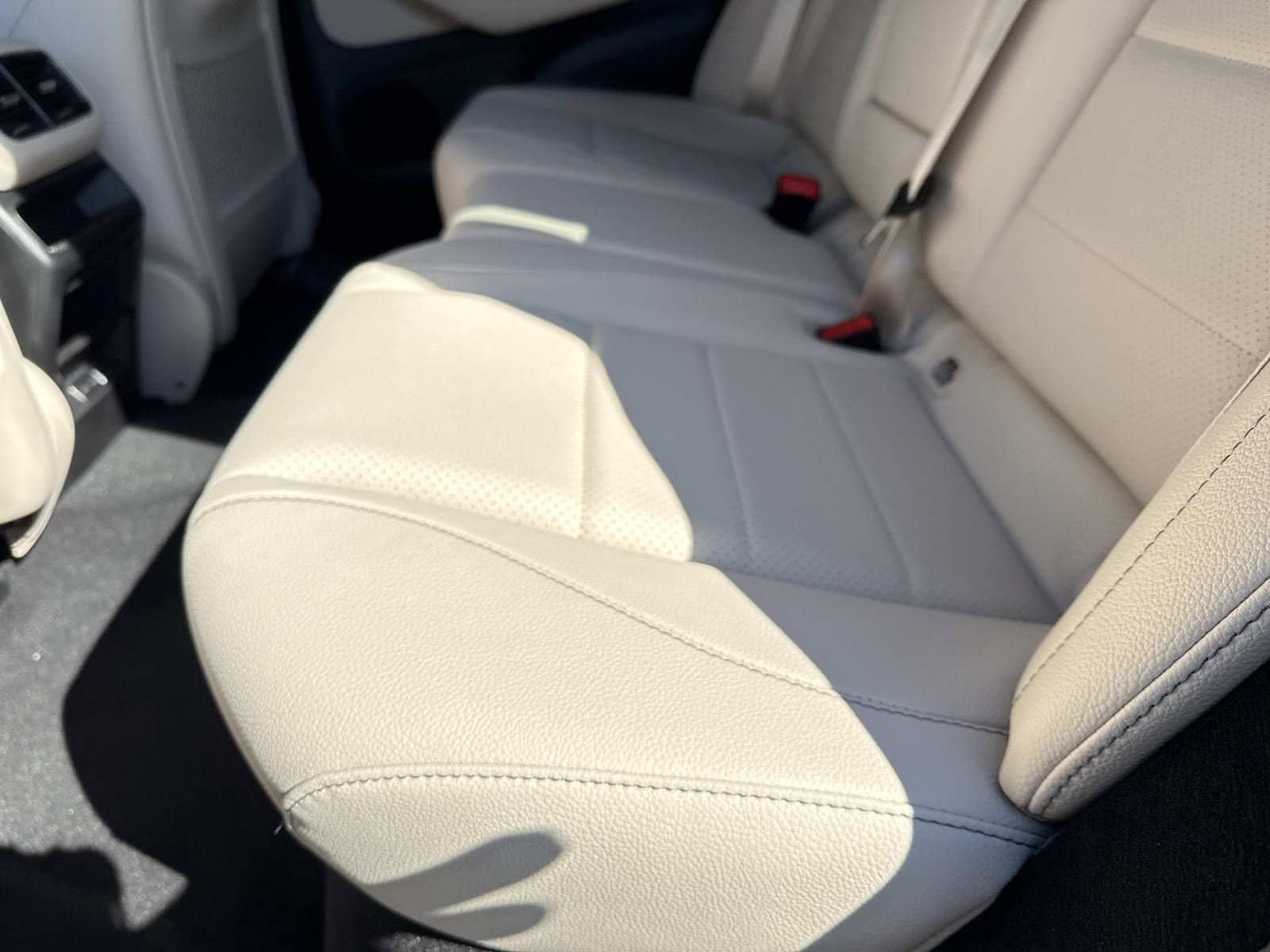 2026 MERCEDES-BENZ GLE-CLASS - Image 17