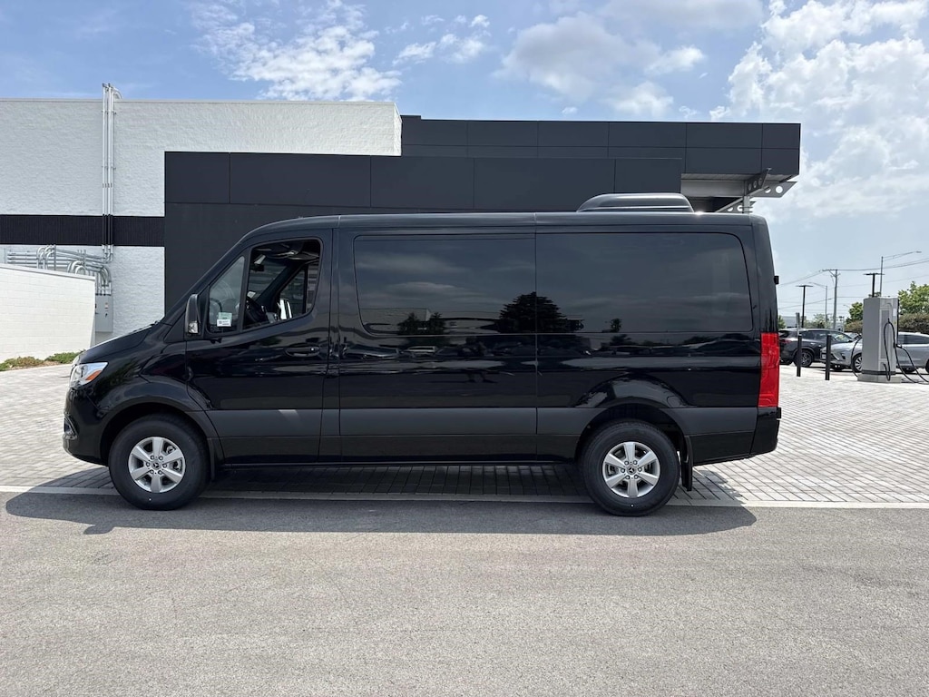New 2026 Mercedes-Benz Sprinter 2500 Standard Roof 4-Cyl Diesel HO Van Passenger Van