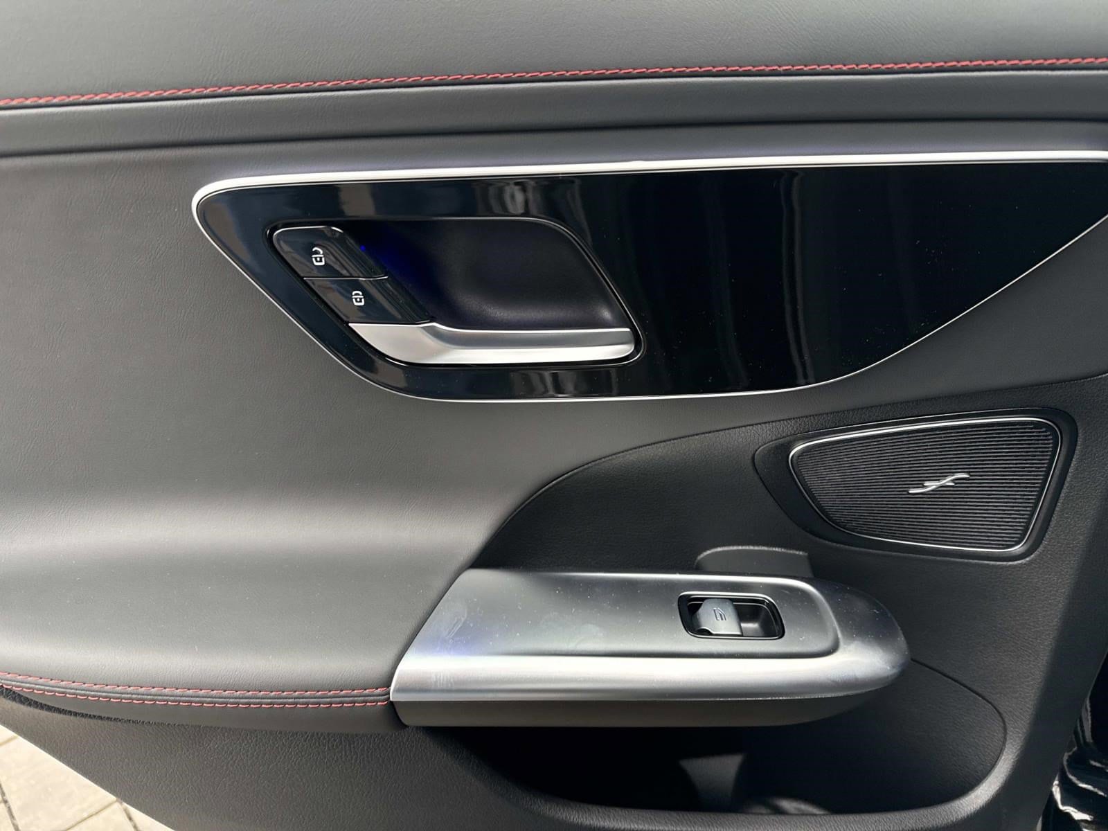 2026 MERCEDES-BENZ C-CLASS - Image 15