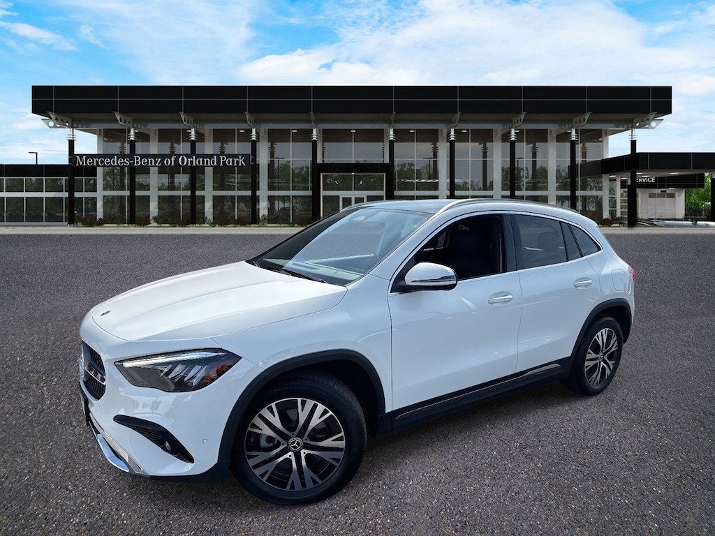 New 2025 Mercedes-Benz GLA 4MATIC SUV