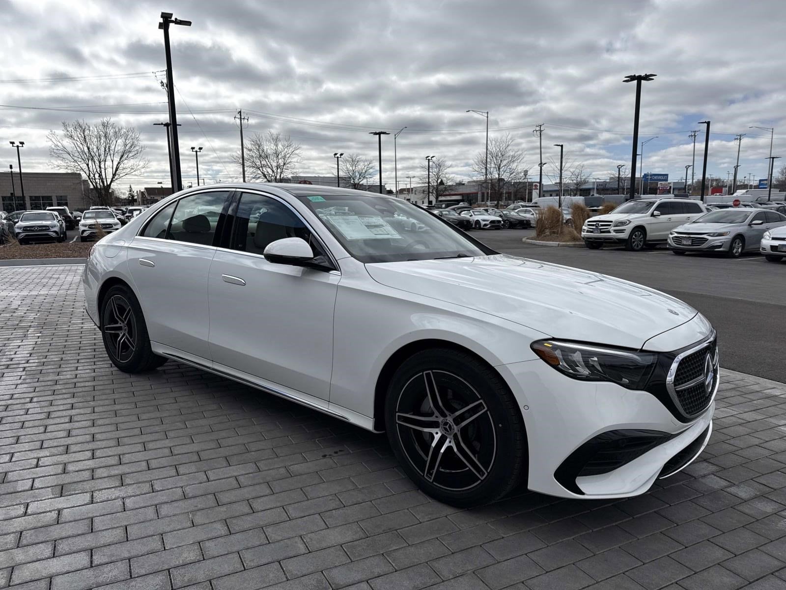 2026 MERCEDES-BENZ E-CLASS - Image 4