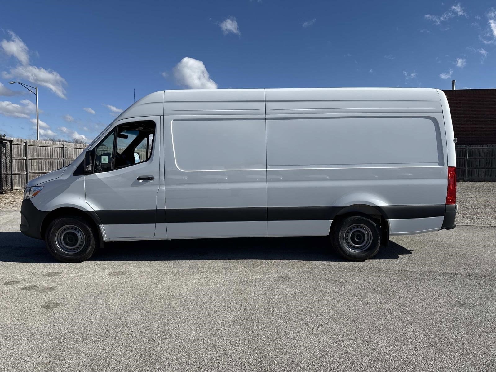 2026 MERCEDES-BENZ SPRINTER - Image 12