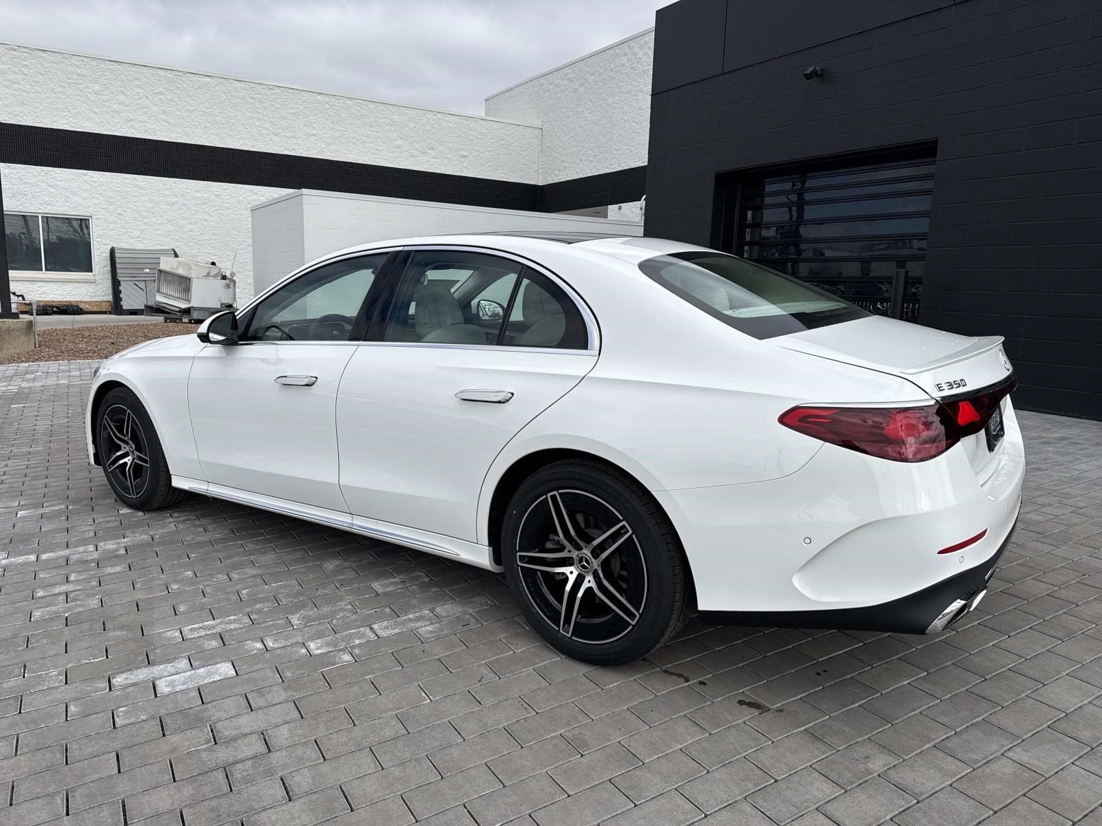 2026 MERCEDES-BENZ E-CLASS - Image 12