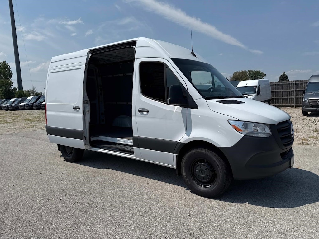 New 2025 Mercedes-Benz Sprinter 2500 Standard Roof 4-Cyl Diesel HO Van Cargo Van