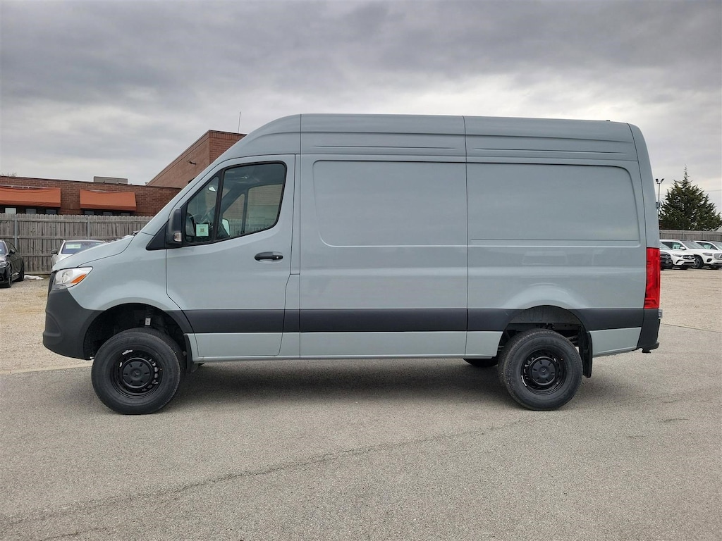 New 2025 Mercedes-Benz Sprinter Cargo Van Standard Roof 4-Cyl Diesel HO Van Cargo Van