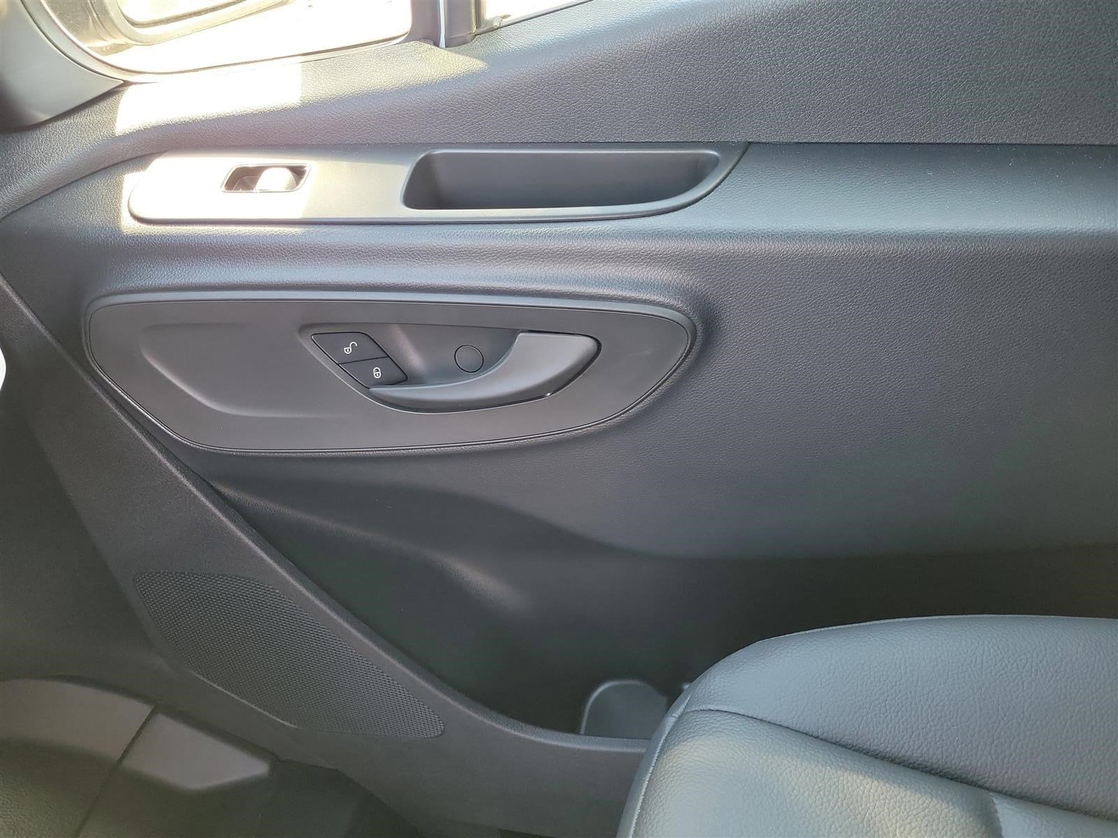 2025 MERCEDES-BENZ SPRINTER - Image 18