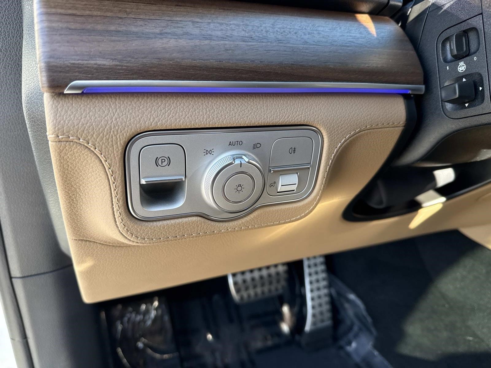 2026 MERCEDES-BENZ GLS-CLASS - Image 30