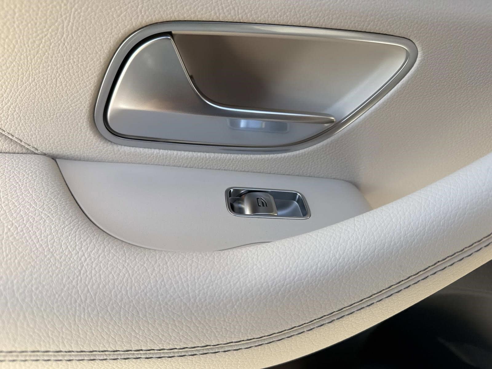 2026 MERCEDES-BENZ GLE-CLASS - Image 17