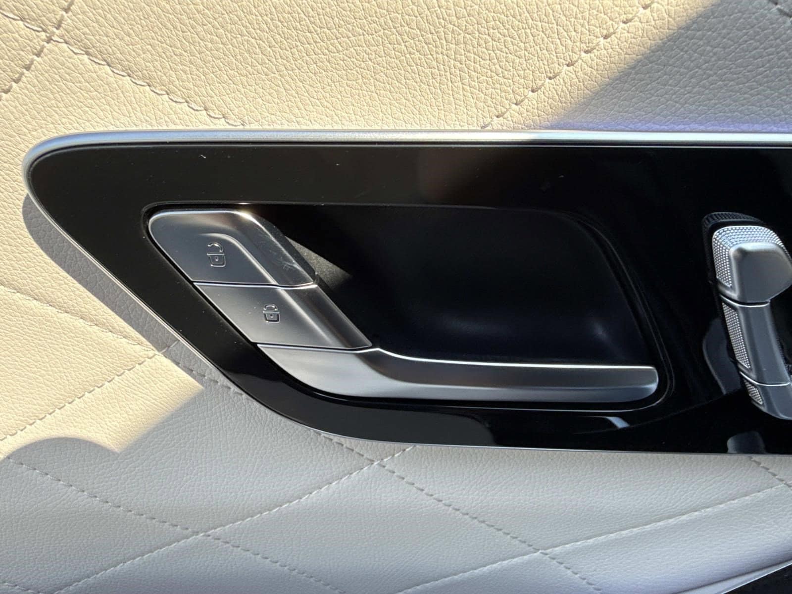 2026 MERCEDES-BENZ S-CLASS - Image 16