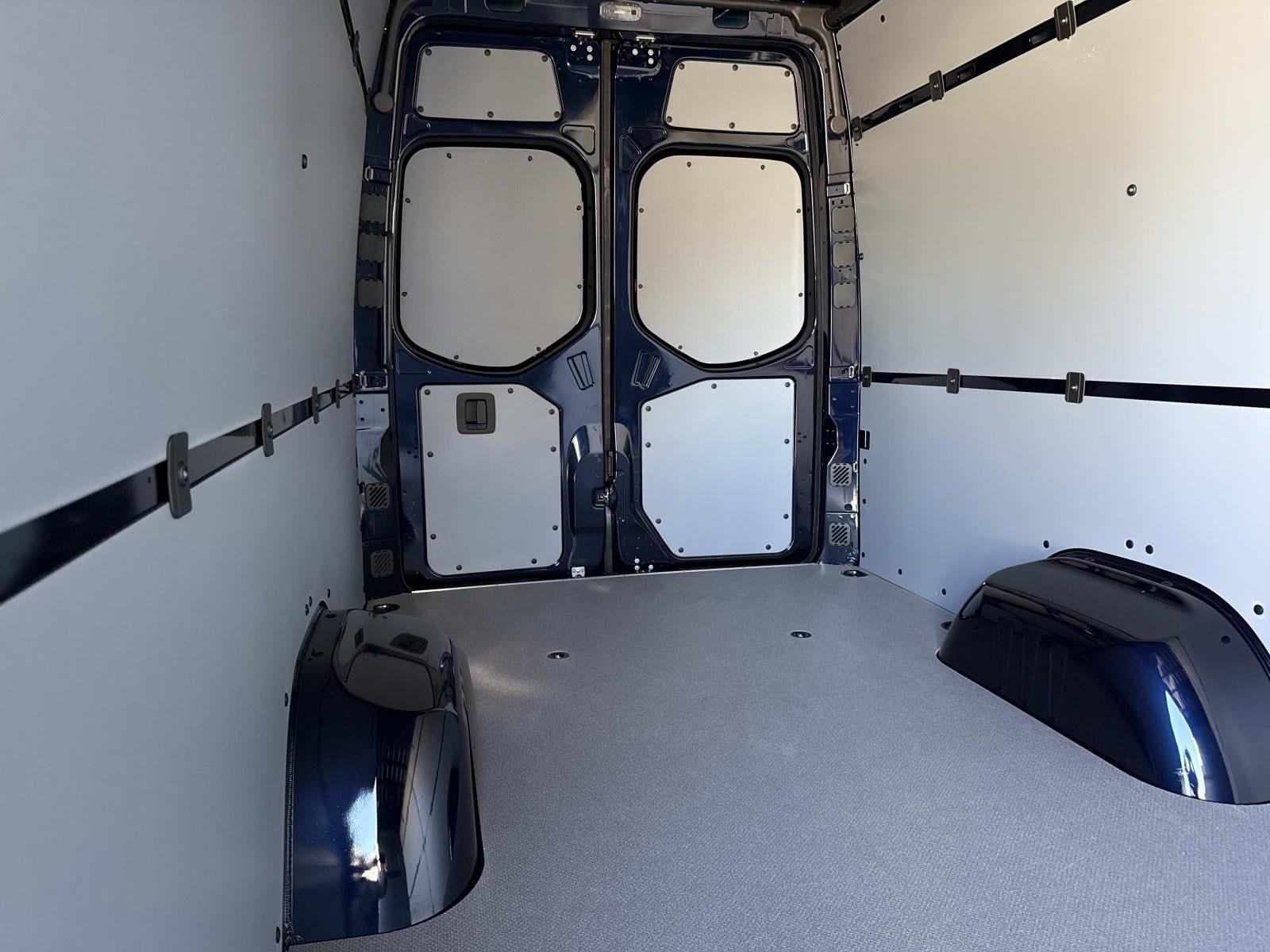 2025 MERCEDES-BENZ SPRINTER - Image 7
