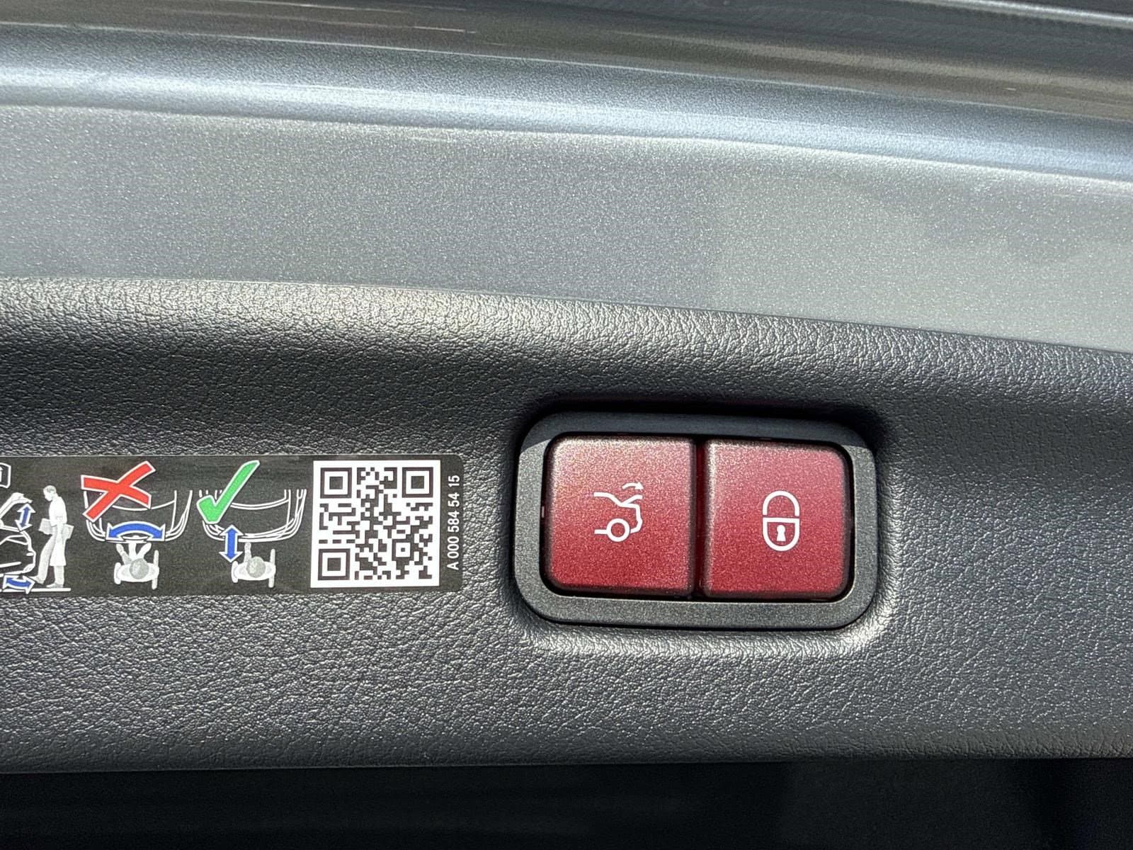 2026 MERCEDES-BENZ C-CLASS - Image 10