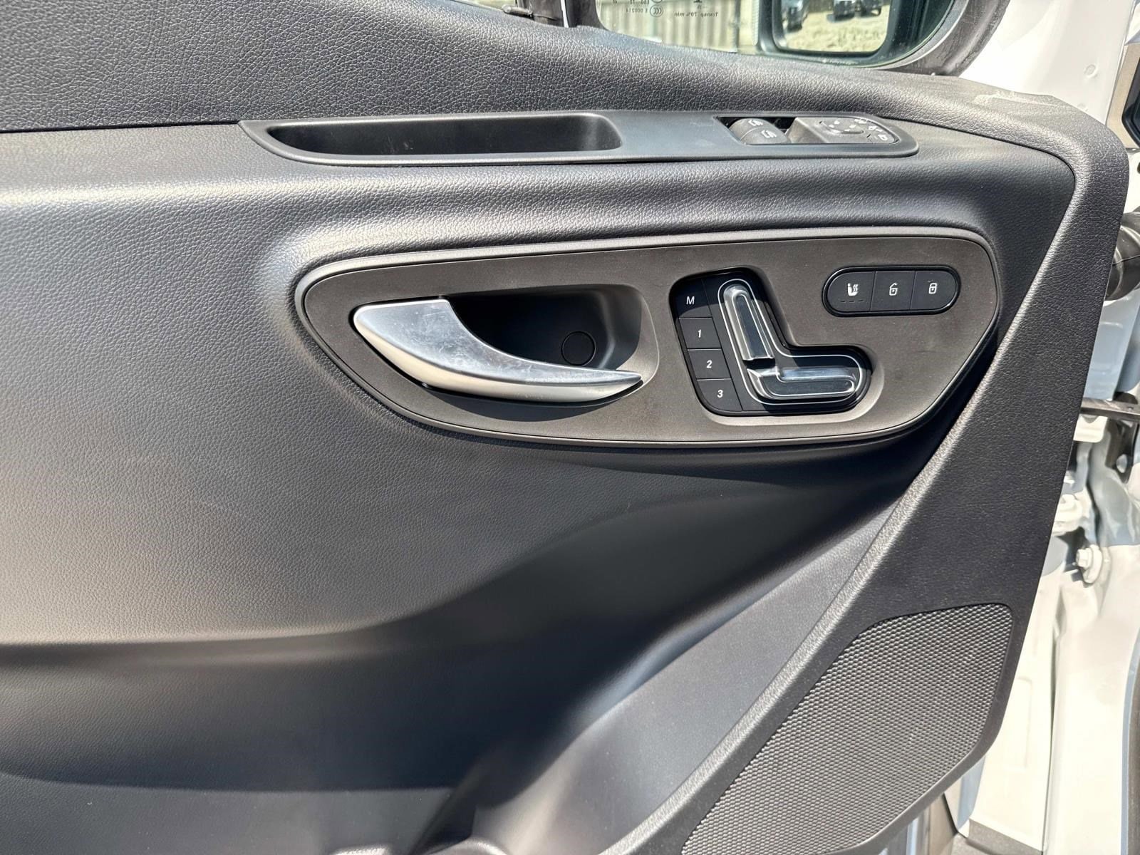 2025 MERCEDES-BENZ SPRINTER - Image 18