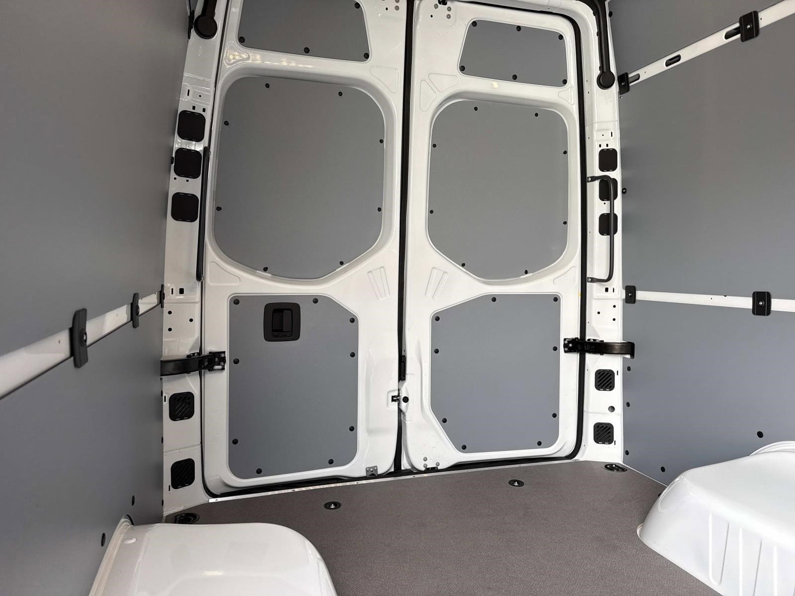 2026 MERCEDES-BENZ SPRINTER - Image 6