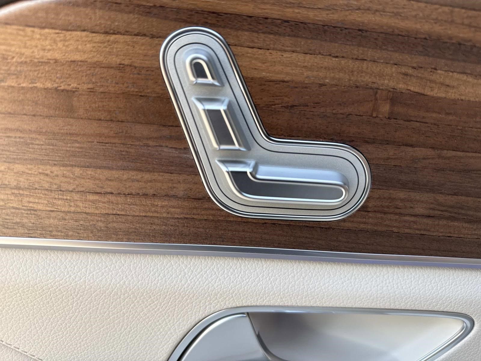 2026 MERCEDES-BENZ GLE-CLASS - Image 17