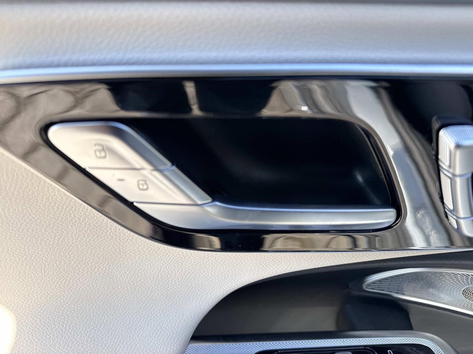 2026 MERCEDES-BENZ E-CLASS - Image 25