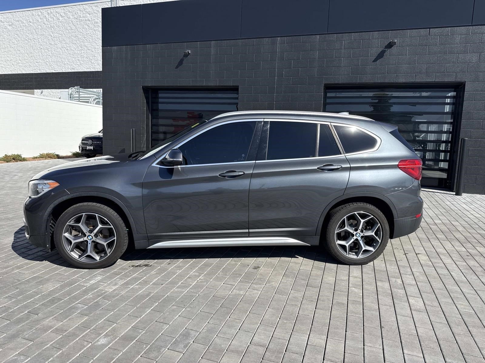 Used 2018 BMW X1 28i with VIN WBXHT3C3XJ3H33681 for sale in Orland Park, IL